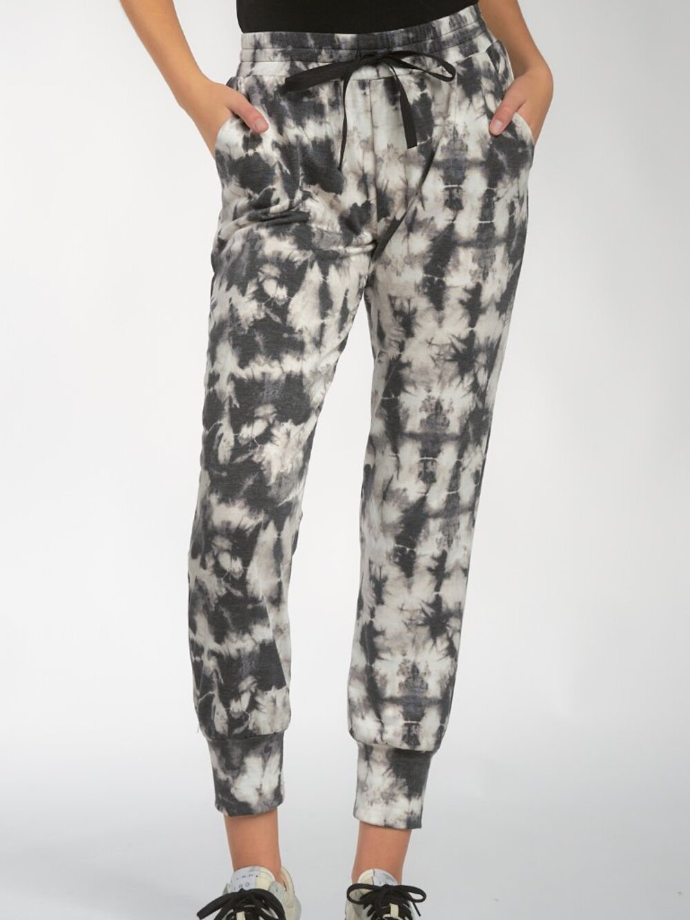 Elan Joggers with Tie